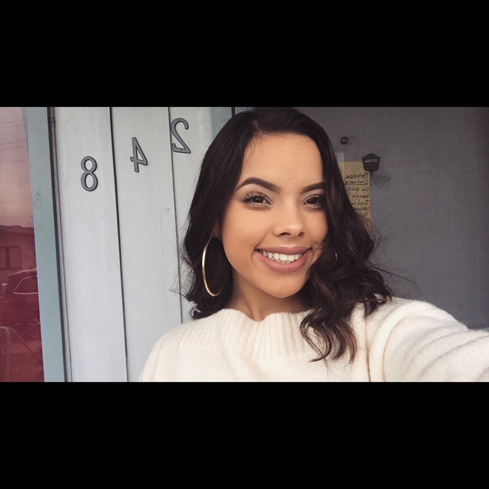 Meet your Posher, Alysa